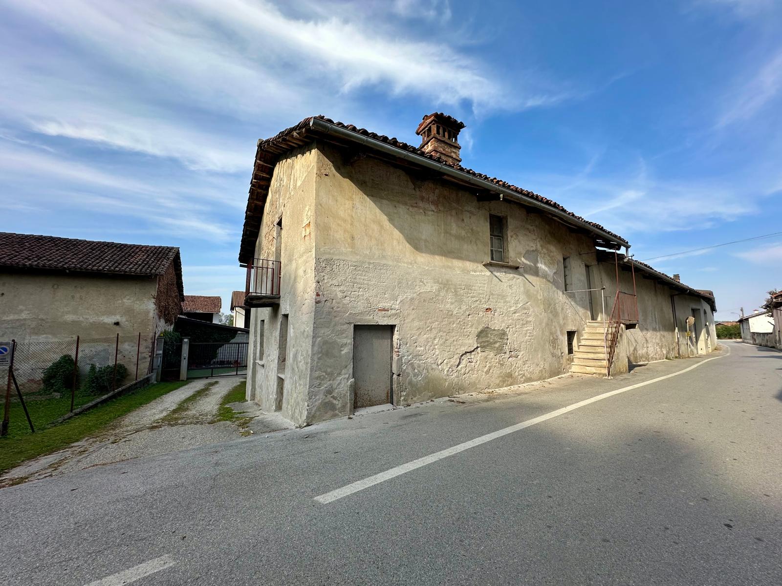 Rustico plurifamiliare con giardino privato miniatura 5