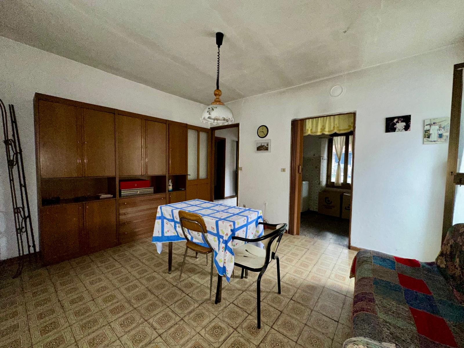 Casa semi indipendente centro storico miniatura 3