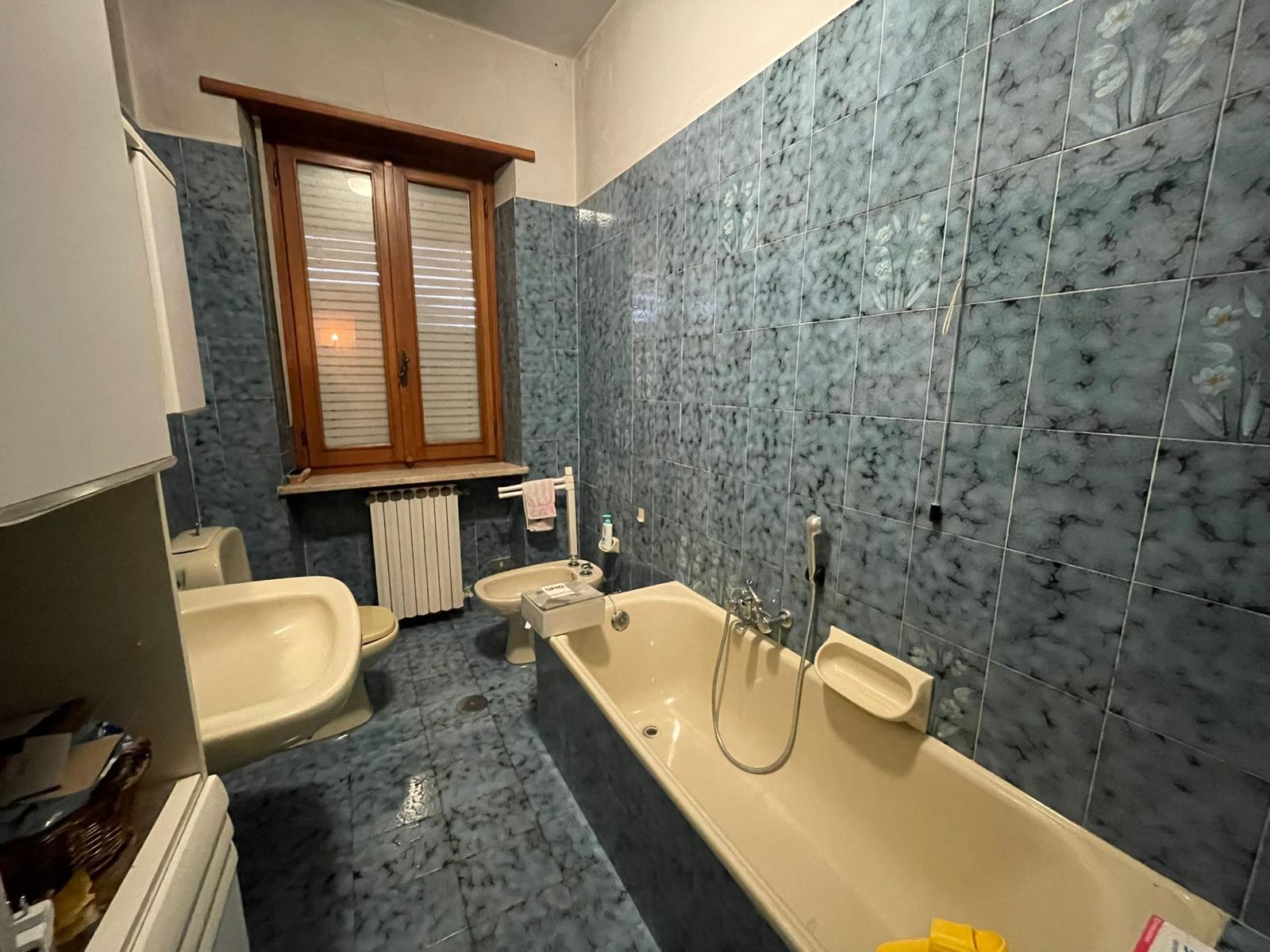 Quadrilocale zona residenziale miniatura 5